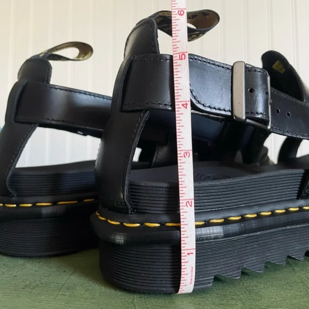 NWT Dr. Martens TERRY Fisherman's Sandals in Black Leather - Picture 5 of 9